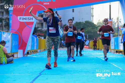 Race photo from Nu Skin Run 10K