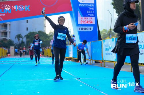 Race photo from Nu Skin Run 10K