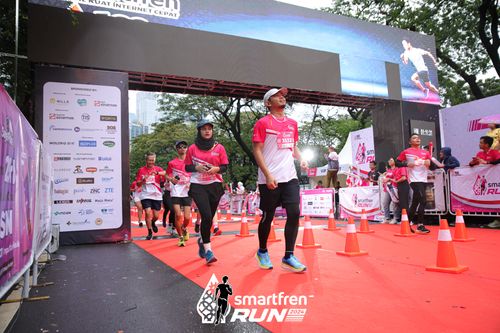 Race photo from Smartfren Run 2024