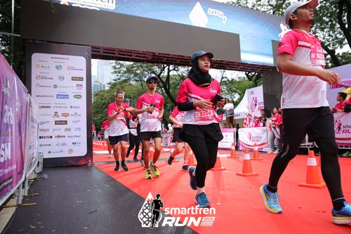 Race photo from Smartfren Run 2024