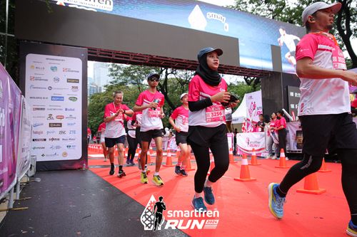 Race photo from Smartfren Run 2024