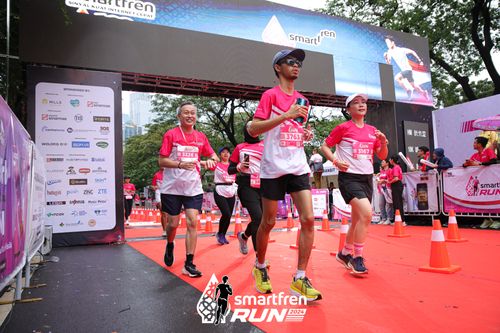 Race photo from Smartfren Run 2024