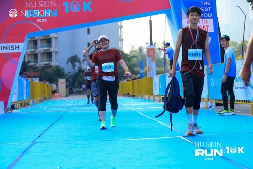 Race photo from Nu Skin Run 10K