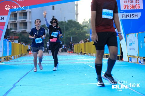 Race photo from Nu Skin Run 10K