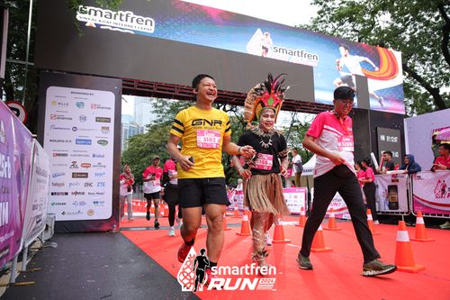 Race photo from Smartfren Run 2024