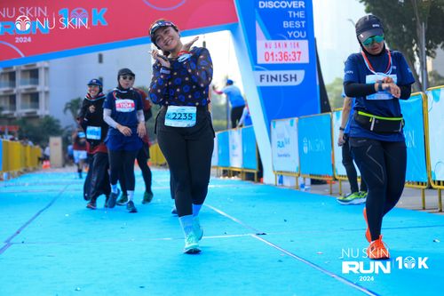 Race photo from Nu Skin Run 10K
