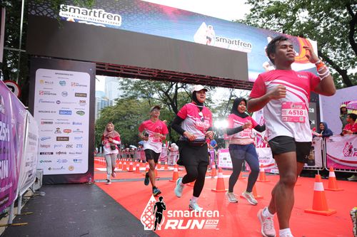 Race photo from Smartfren Run 2024