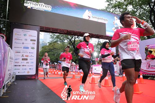 Race photo from Smartfren Run 2024