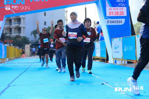 Race photo from Nu Skin Run 10K