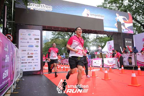 Race photo from Smartfren Run 2024