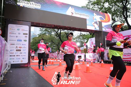 Race photo from Smartfren Run 2024