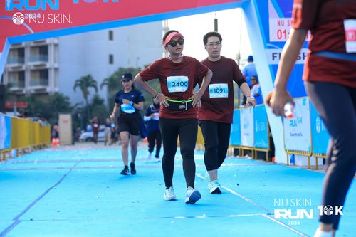 Race photo from Nu Skin Run 10K