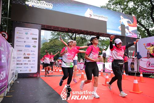 Race photo from Smartfren Run 2024
