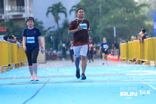 Race photo from Nu Skin Run 10K