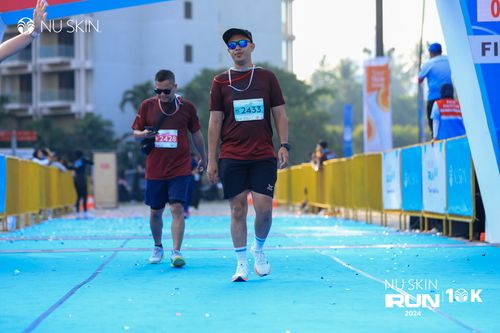 Race photo from Nu Skin Run 10K