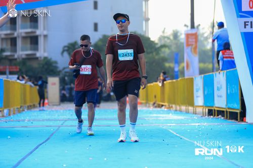 Race photo from Nu Skin Run 10K