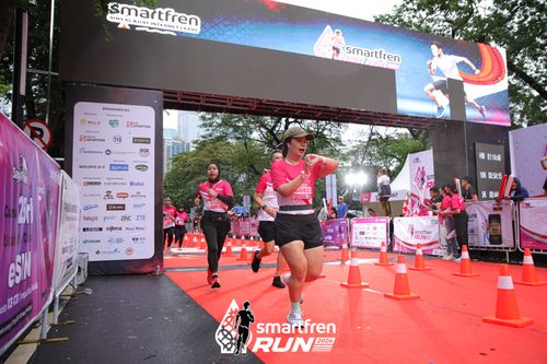 Race photo from Smartfren Run 2024