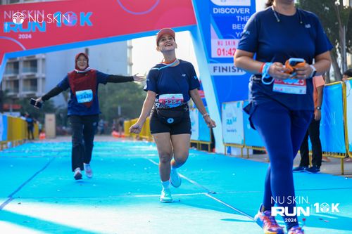 Race photo from Nu Skin Run 10K