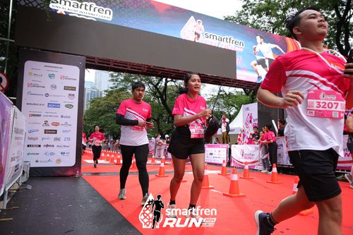 Race photo from Smartfren Run 2024