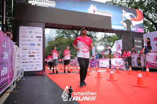 Race photo from Smartfren Run 2024