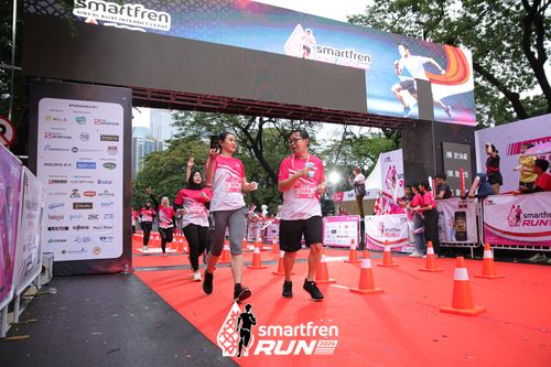 Race photo from Smartfren Run 2024
