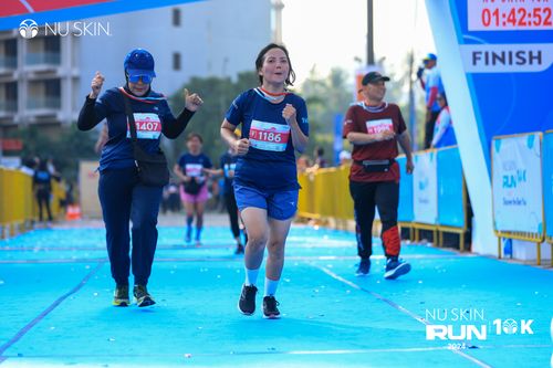 Race photo from Nu Skin Run 10K
