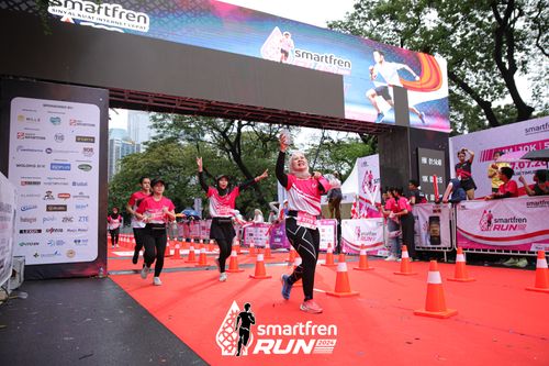 Race photo from Smartfren Run 2024