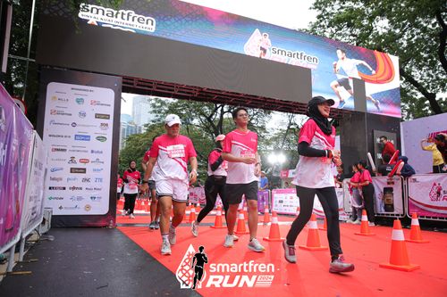 Race photo from Smartfren Run 2024