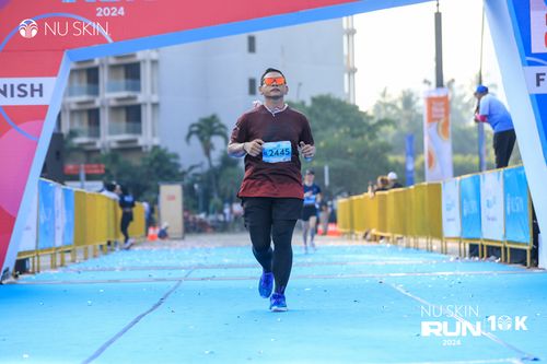 Race photo from Nu Skin Run 10K