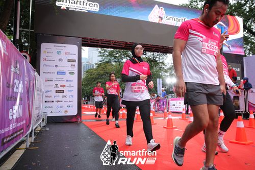 Race photo from Smartfren Run 2024