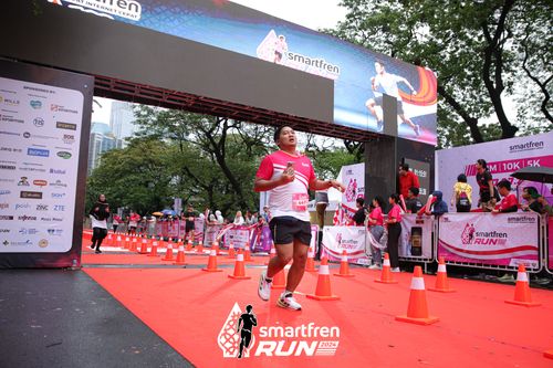 Race photo from Smartfren Run 2024