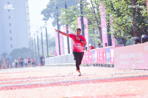 Race photo from Smartfren Run 2025 