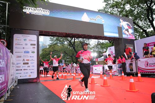 Race photo from Smartfren Run 2024