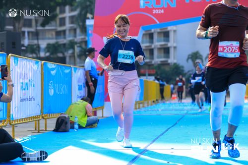 Race photo from Nu Skin Run 10K
