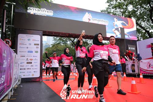 Race photo from Smartfren Run 2024