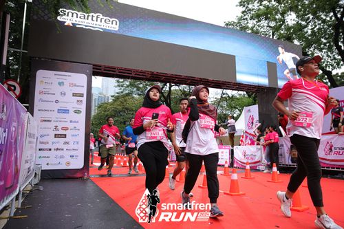Race photo from Smartfren Run 2024