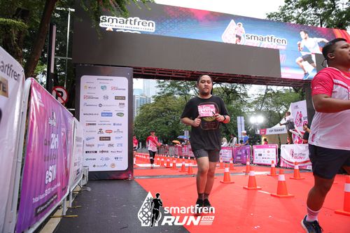 Race photo from Smartfren Run 2024