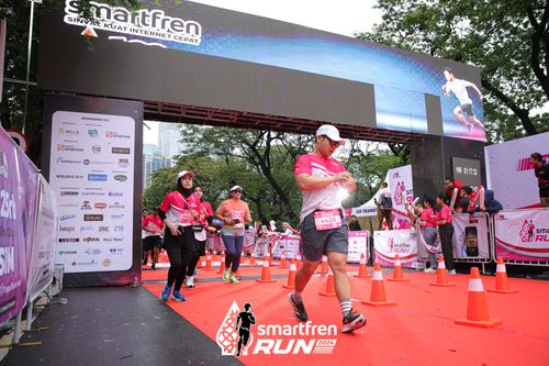Race photo from Smartfren Run 2024
