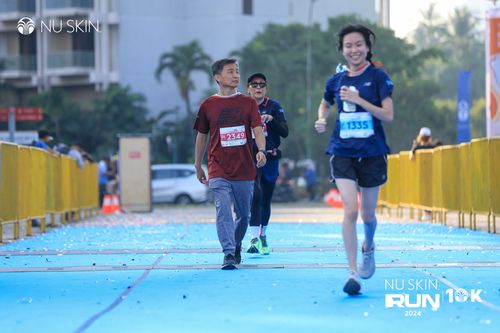 Race photo from Nu Skin Run 10K