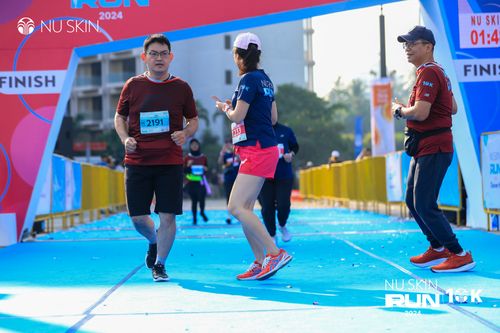 Race photo from Nu Skin Run 10K