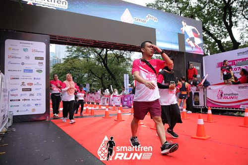 Race photo from Smartfren Run 2024