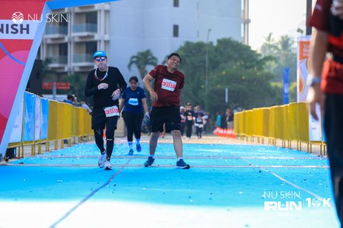 Race photo from Nu Skin Run 10K