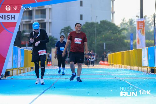 Race photo from Nu Skin Run 10K