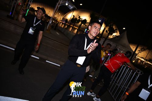 Race photo from PIK NITE RUN 2025