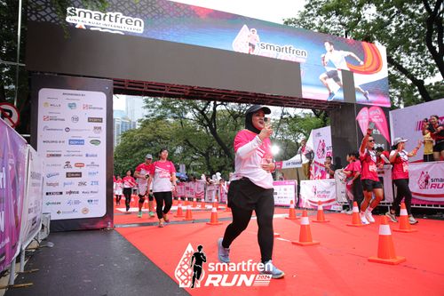 Race photo from Smartfren Run 2024