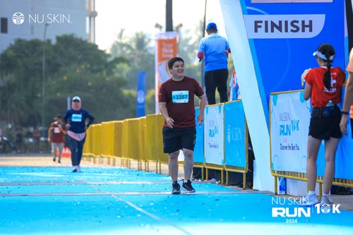 Race photo from Nu Skin Run 10K