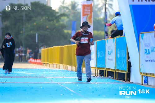 Race photo from Nu Skin Run 10K