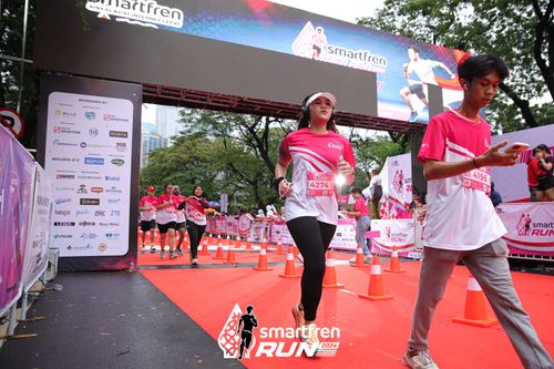 Race photo from Smartfren Run 2024
