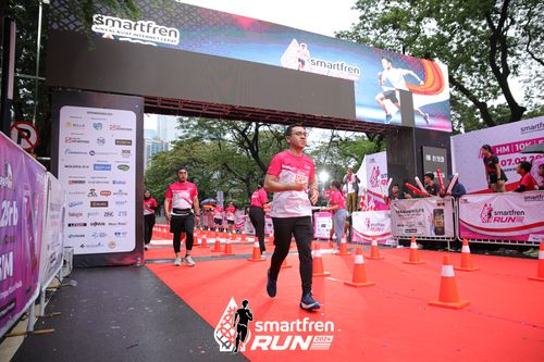 Race photo from Smartfren Run 2024
