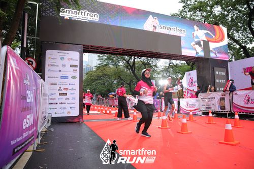 Race photo from Smartfren Run 2024